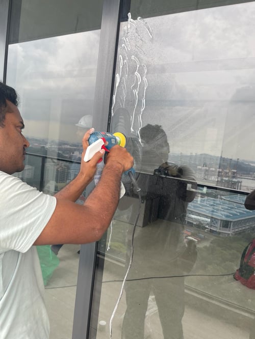 glass-restoration-commercial-panels